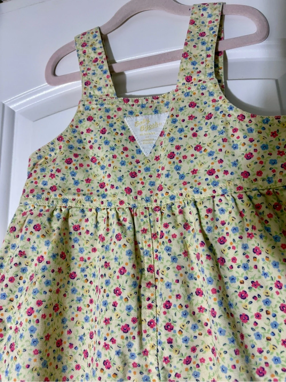 OshKosh Bgosh cute yellow